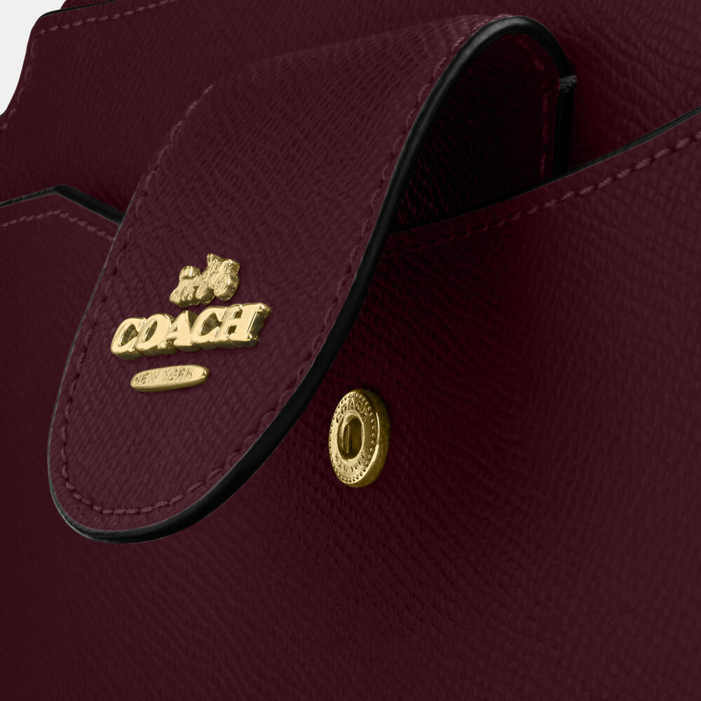 Coach 🆕 Poppy Crossbody Bag with card case dark wine Gold hardware - Picture 5 of 12